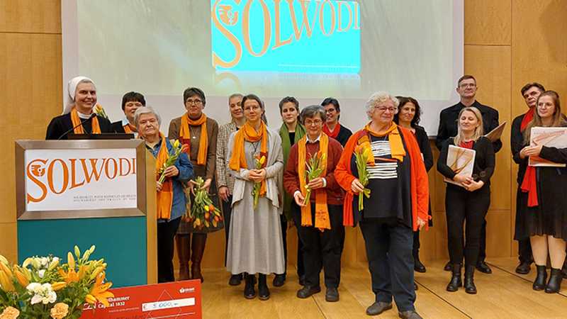 Ohne die vielen freiwilligen Mitarbeiter:innen wäre die Erfolgsgeschichte von SOLWODI Österreich nicht möglich gewesen.