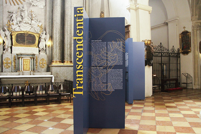 Austellung 800 Jahre Michaelerkirche am 3. Oktober 2021 / Manu Nitsch 2021 Austellung 800 Jahre Michaelerkirche am 3. Oktober 2021